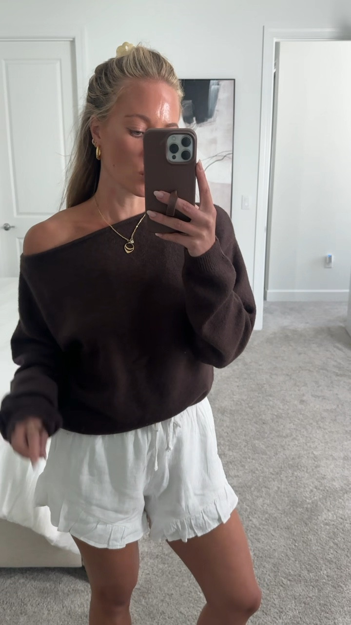 LTK SPRING SALE! 25% off @abercrombie  Abercrombie site with code AFLTK!

Slash sweater (size medium for oversized look) + linen ruffle shorts (size small)

Abercrombie sale, spring sale, spring style, ootd, sweater sale, linen sale

#LTKTravel #LTKSpringSale #LTKSeasonal