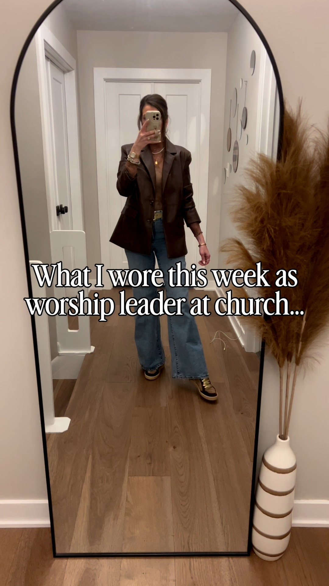 Sunday morning worship leader #ootd 

Comment SUNDAY for 🔗 to shop

#happysunday #fashionover40 #worshipleader #speakjesus
#breakingchains 

#LTKootd #LTKOver40