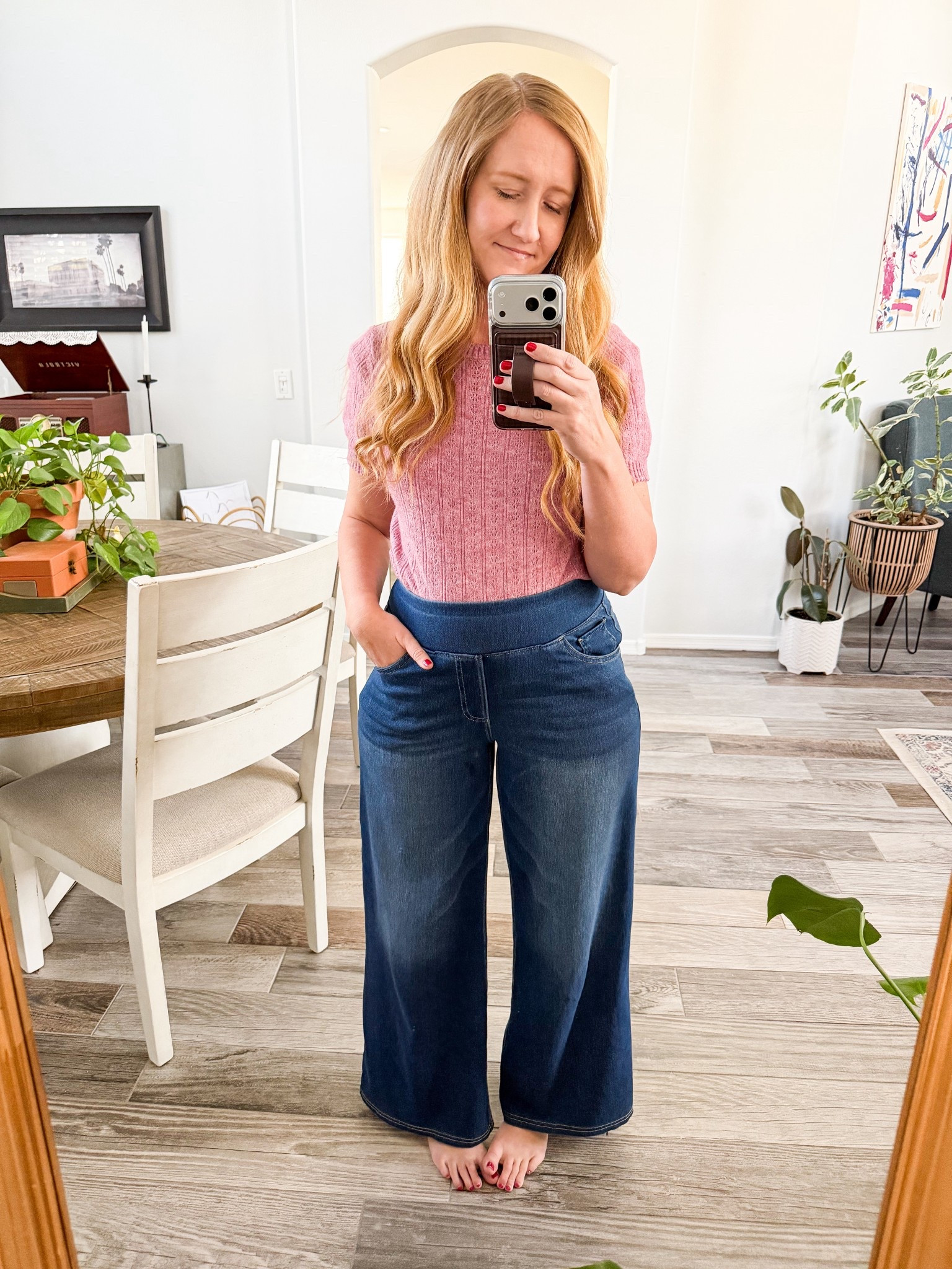 stretchy pants and a cute mid season shirt 💕🌸🌺🌷

#LTKBaby #LTKgrwm #LTKBump