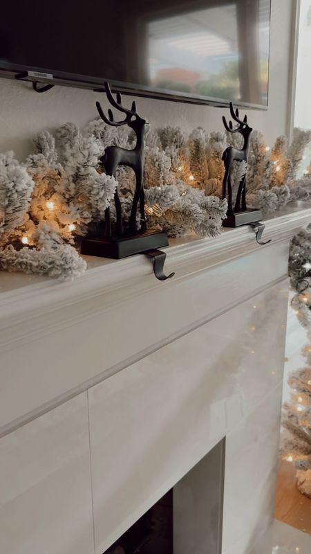 I’m in love with my new mantle stocking holders!!! 🌲🥰

Christmas decor • pottery barn • mantle decor

#LTKHoliday #LTKSeasonal #LTKhome
