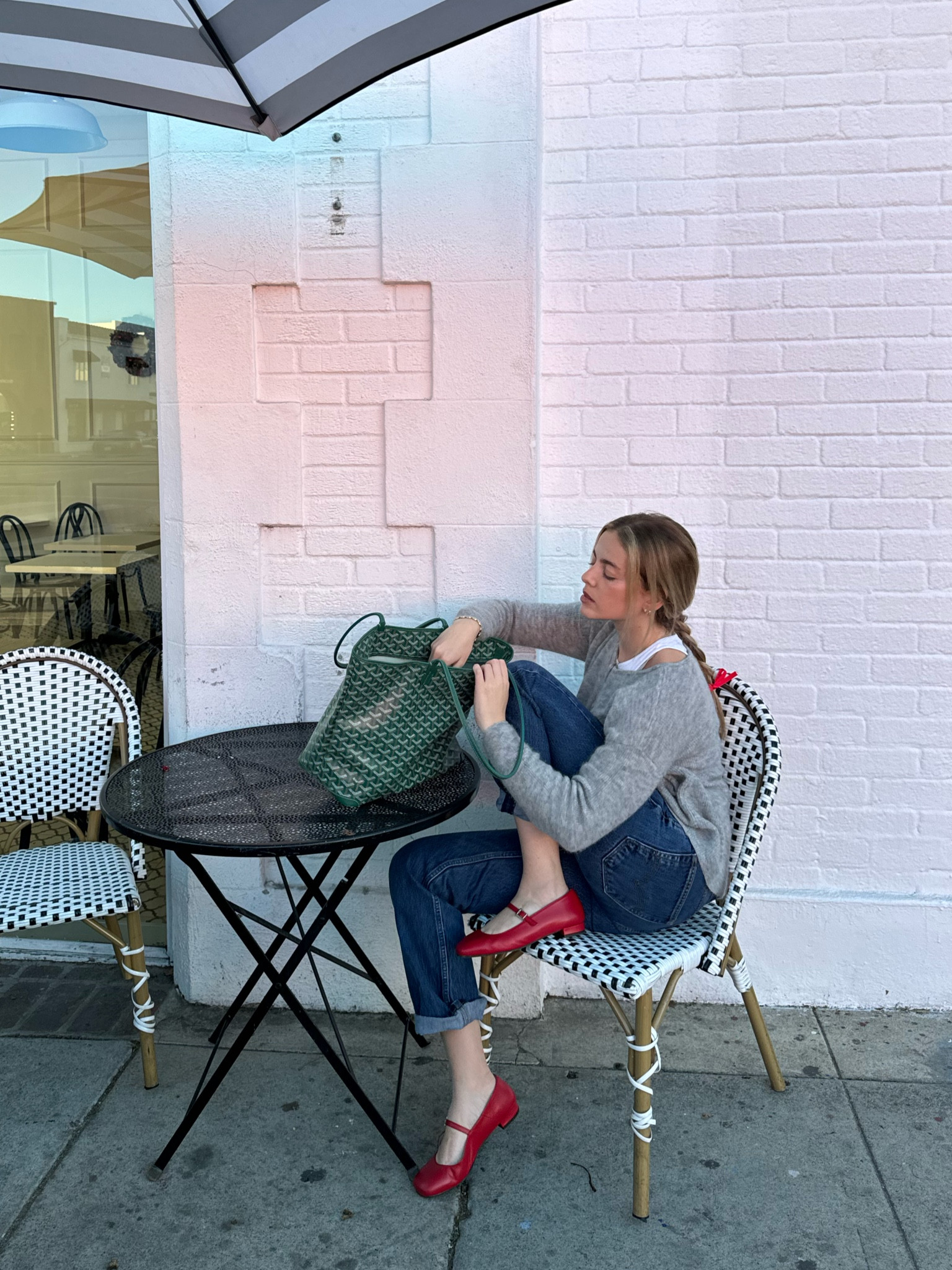 Day 4/25 of outfit ideas! Styling red shoes ❤️🍒🫶🏻

#LTKSeasonal #LTKGiftGuide #LTKHoliday