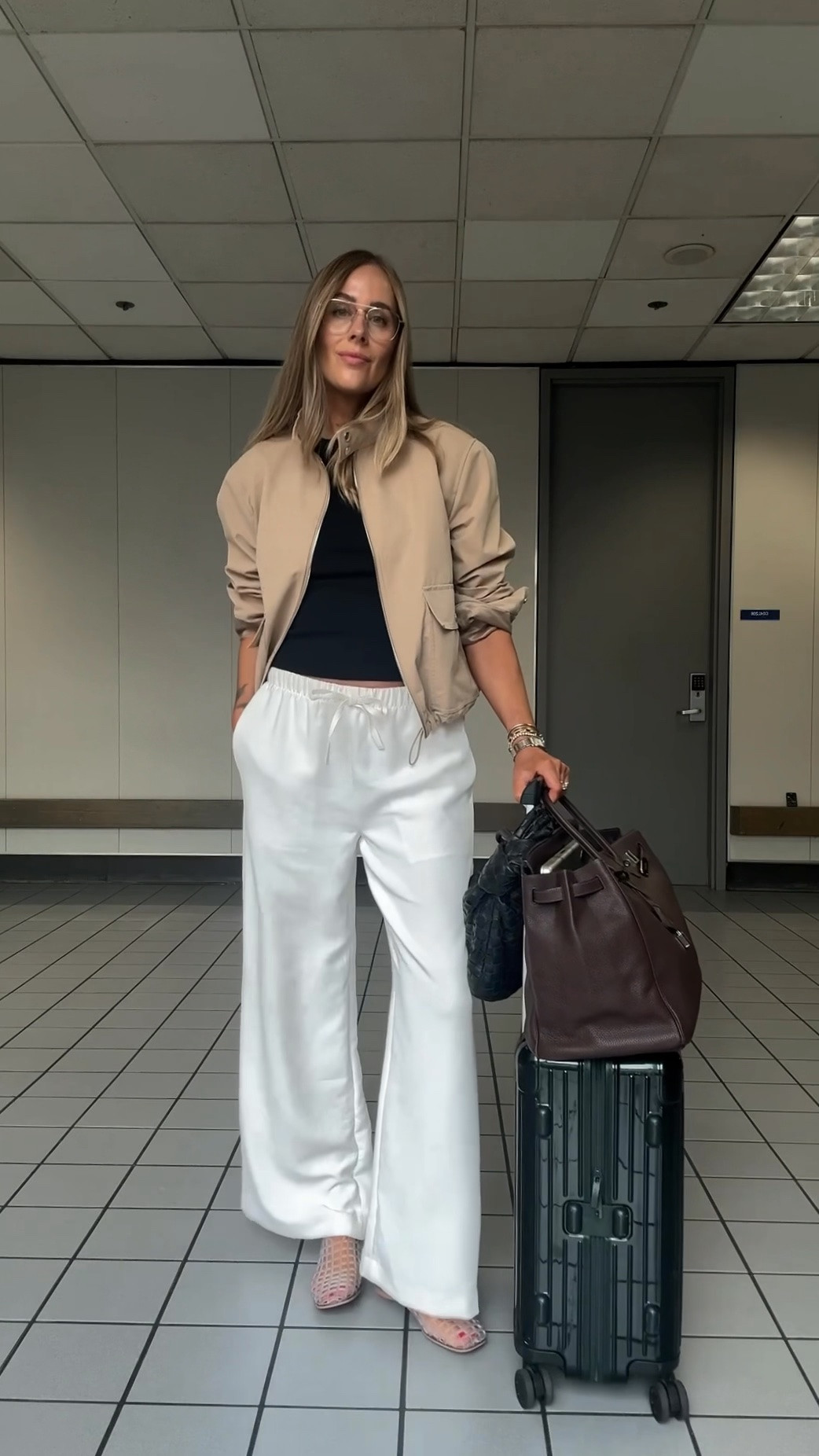 Fashion Jackson travel outfit @Aritzia

#LTKOver40 #LTKootd #LTKTravel