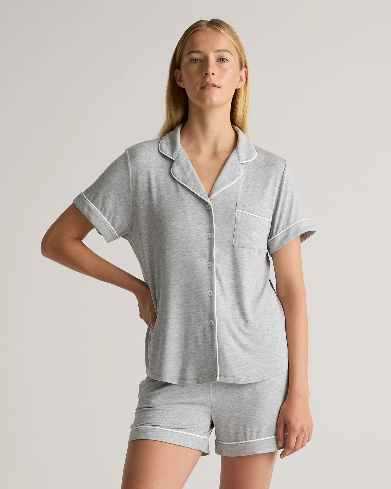 Bamboo Jersey Short Sleeve Pajama Set 		 		 		 		 		 in Heather Grey | Quince