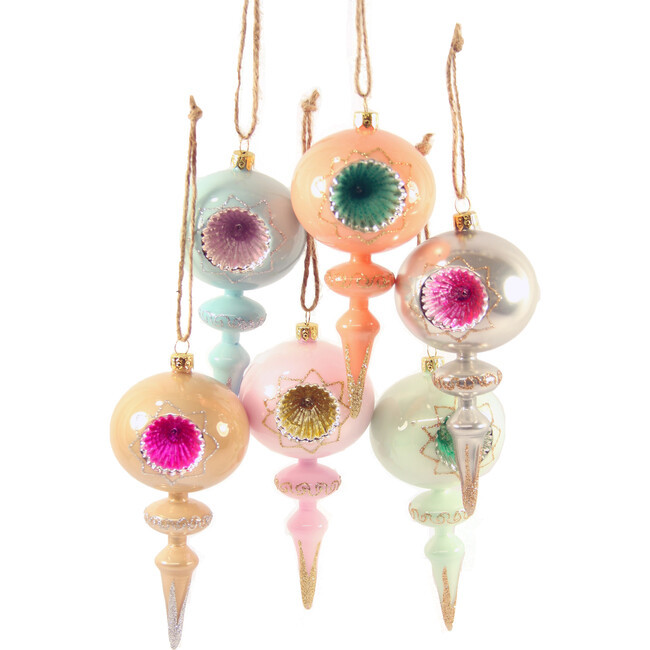 Indent Spindle Ornament Set | Maisonette