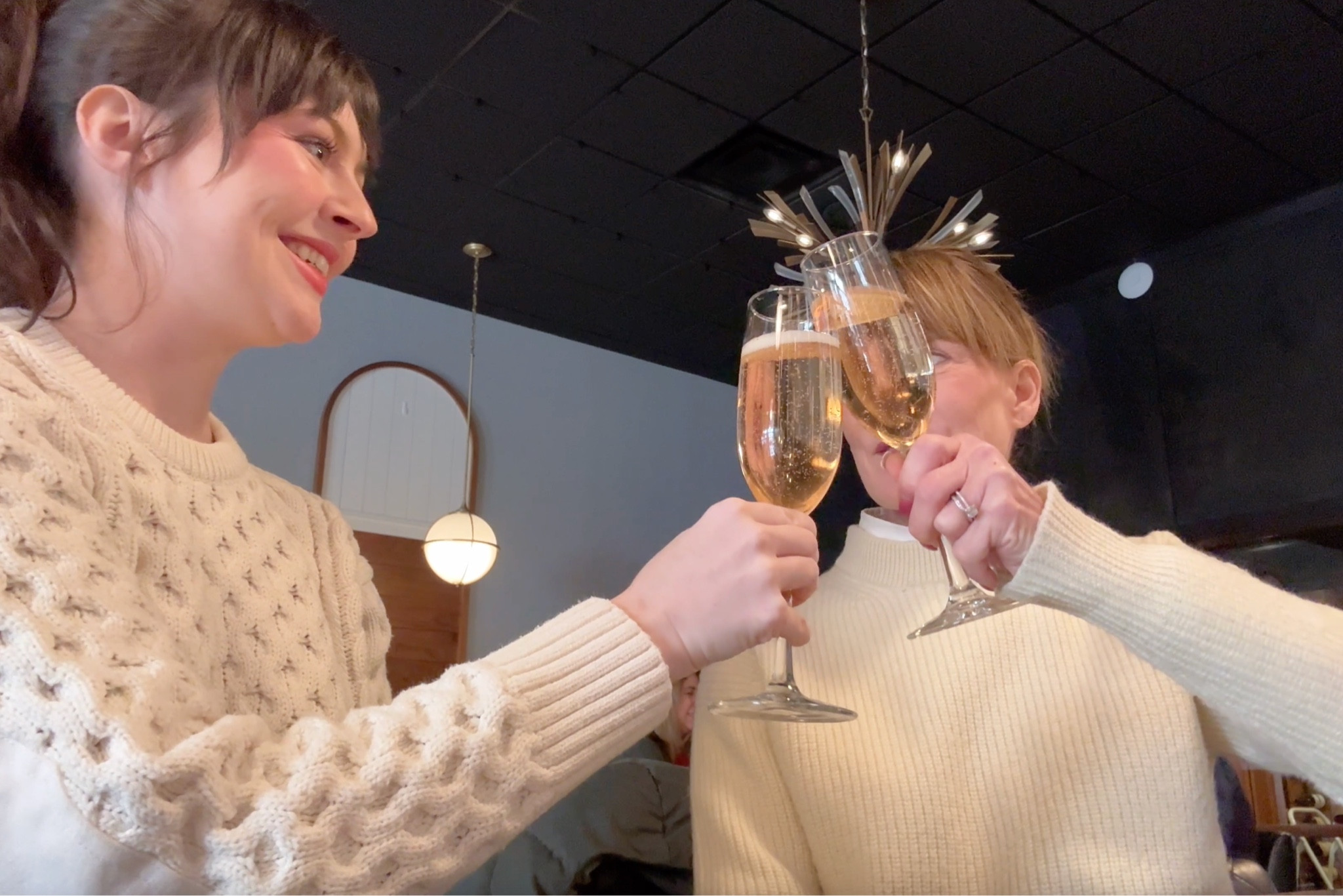 our winter farmers market vlog!! ❄️🛒🥂

#LTKSeasonal