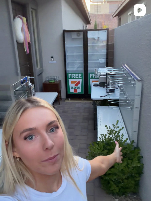 FREE 7-Eleven!! 

 