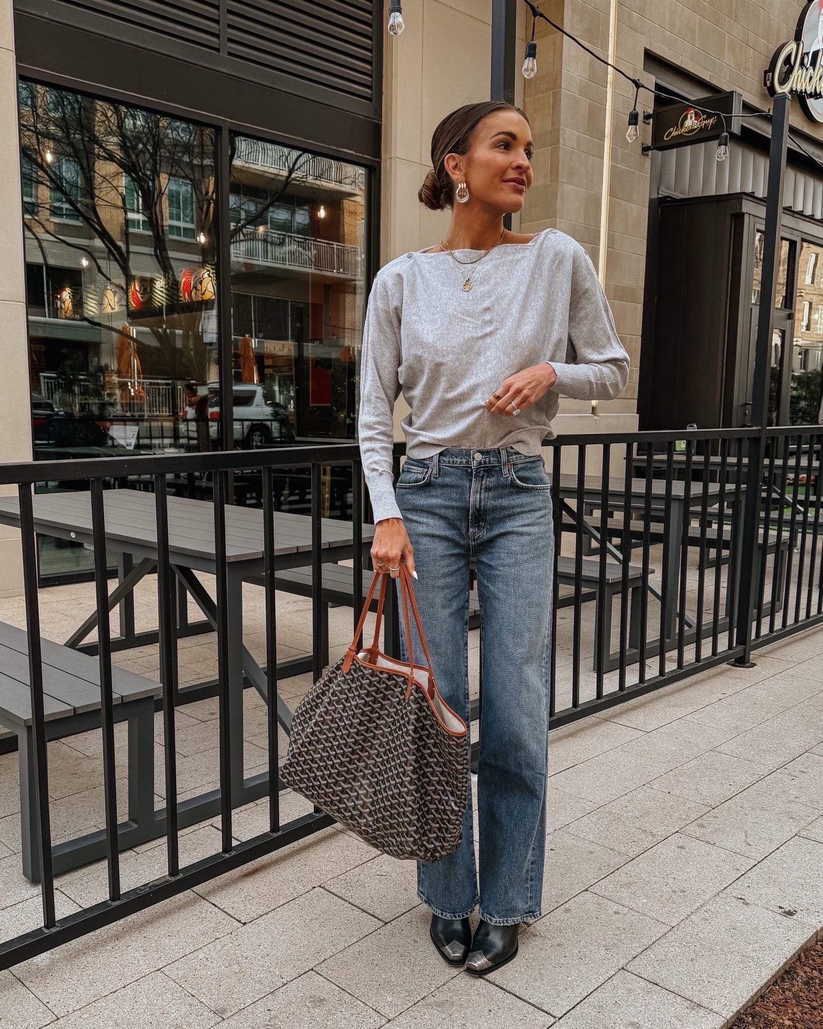 sweater + jeans both on sale 🙌🏼

#LTKSaleAlert #LTKootd