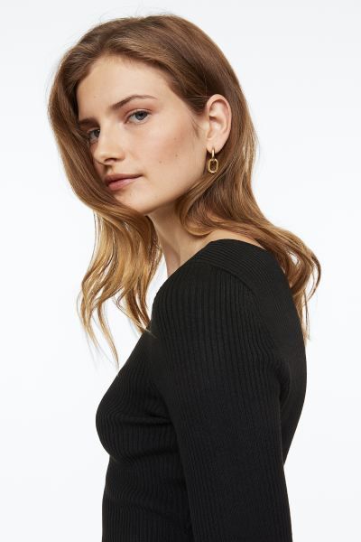 One-shoulder ribbed top | H&M (UK, MY, IN, SG, PH, TW, HK)
