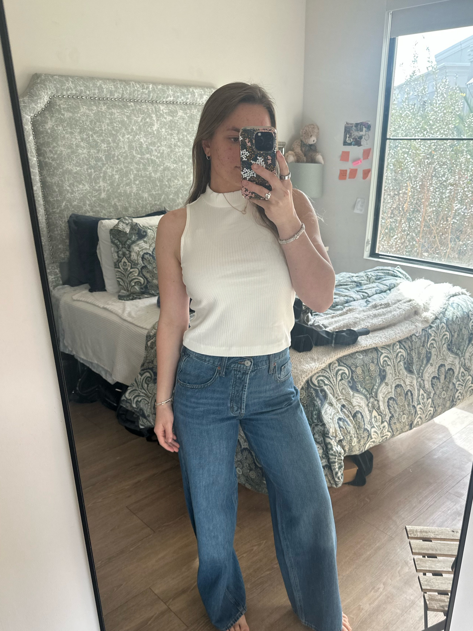 These jeans and top are from Old Navy??!!! The top is $3??? 
Amazing quality 

#LTKSaleAlert #LTKPetite #LTKFindsUnder100