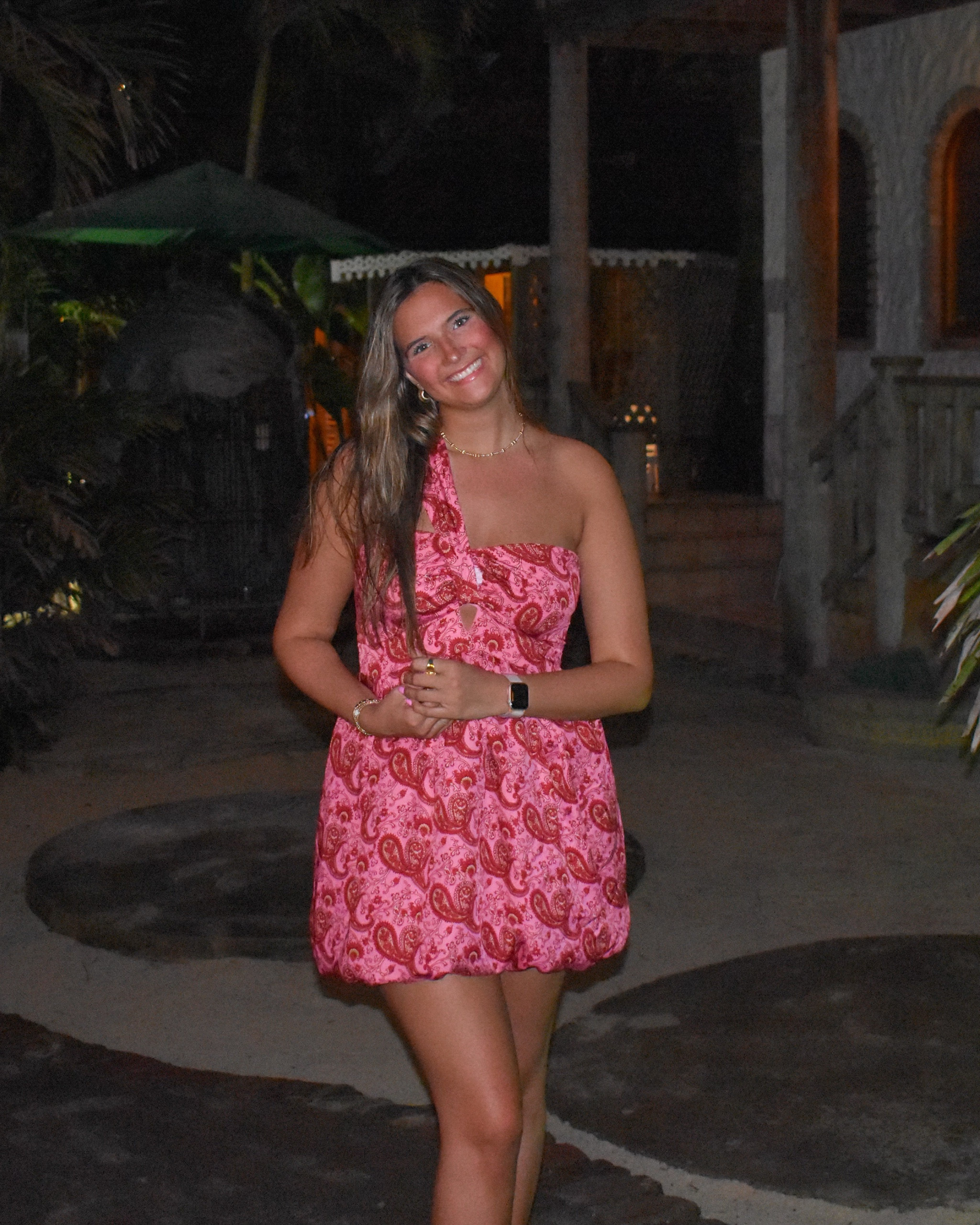 Dinner dress💃

#LTKTravel #LTKStyleTip #LTKBeauty