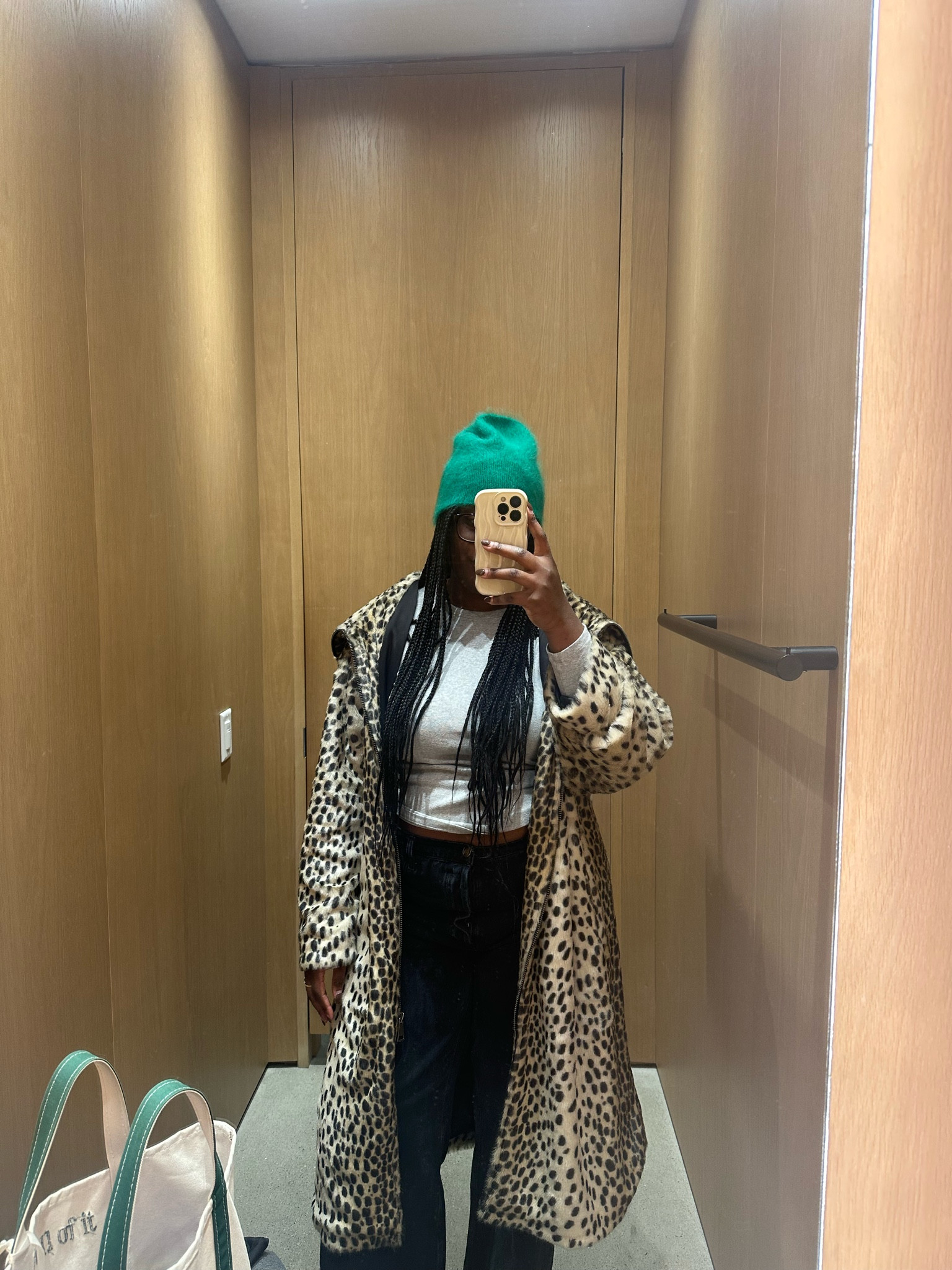 color story moment 






#colorstory #colortheory 

#LTKStyleTip #LTKMidsize