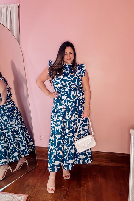 Gorgeous maxi dress to wear to the office or a special occasion!

Wearing a size large

Also linked my strapless bra and slip shorts plus this cute white purse and nude heels!

Midsize
Curvy
Maxi dress
Amazon dress
Floral dress
Spring dress


#LTKmidsize #LTKfindsunder50 #LTKworkwear