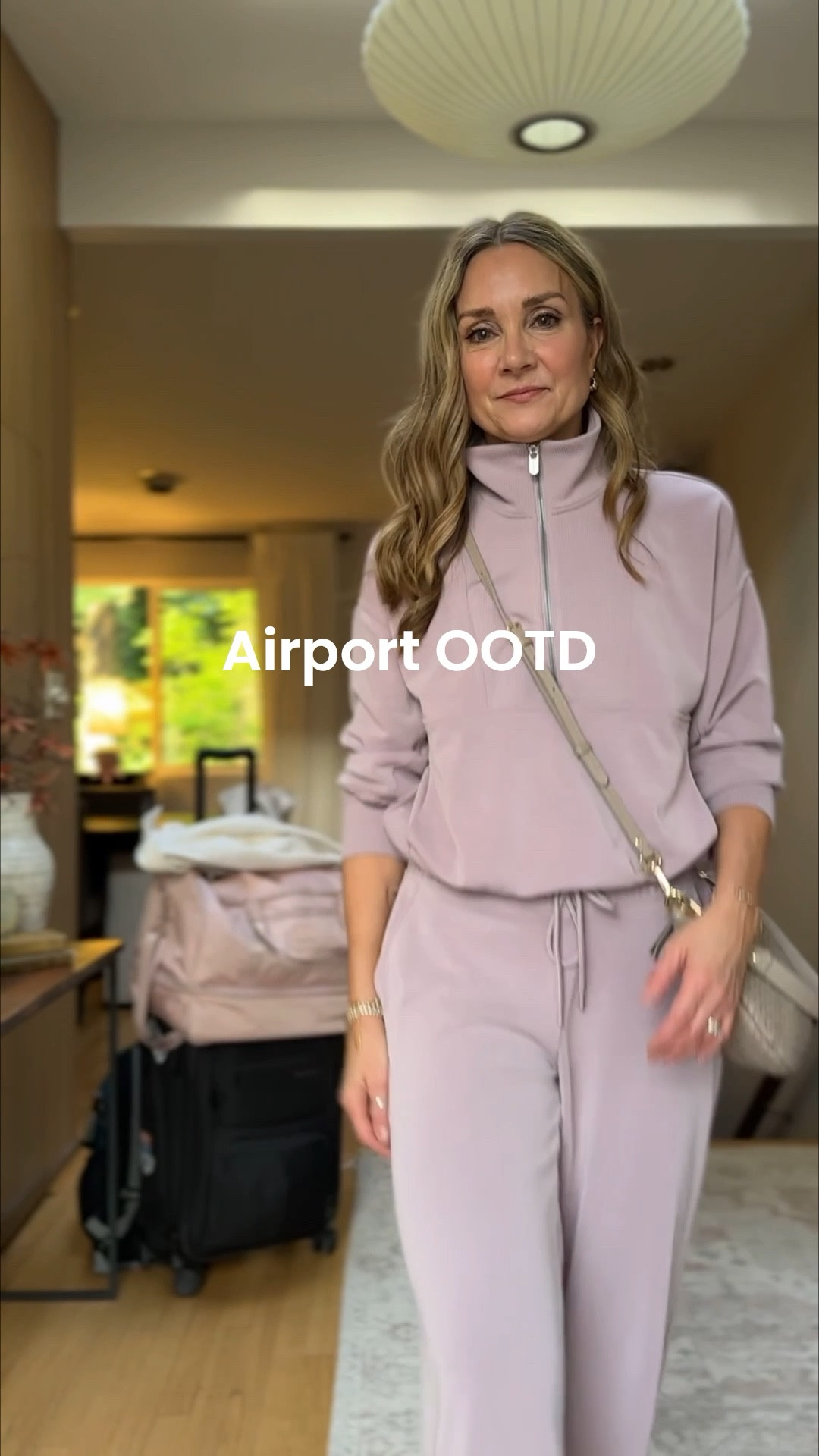 Love how lightweight this @athleta SeaSoft set is! So many color options and currently 25% off!

I’m 5’6” and wearing size small  

#LTKTravel #LTKOver40 #LTKootd