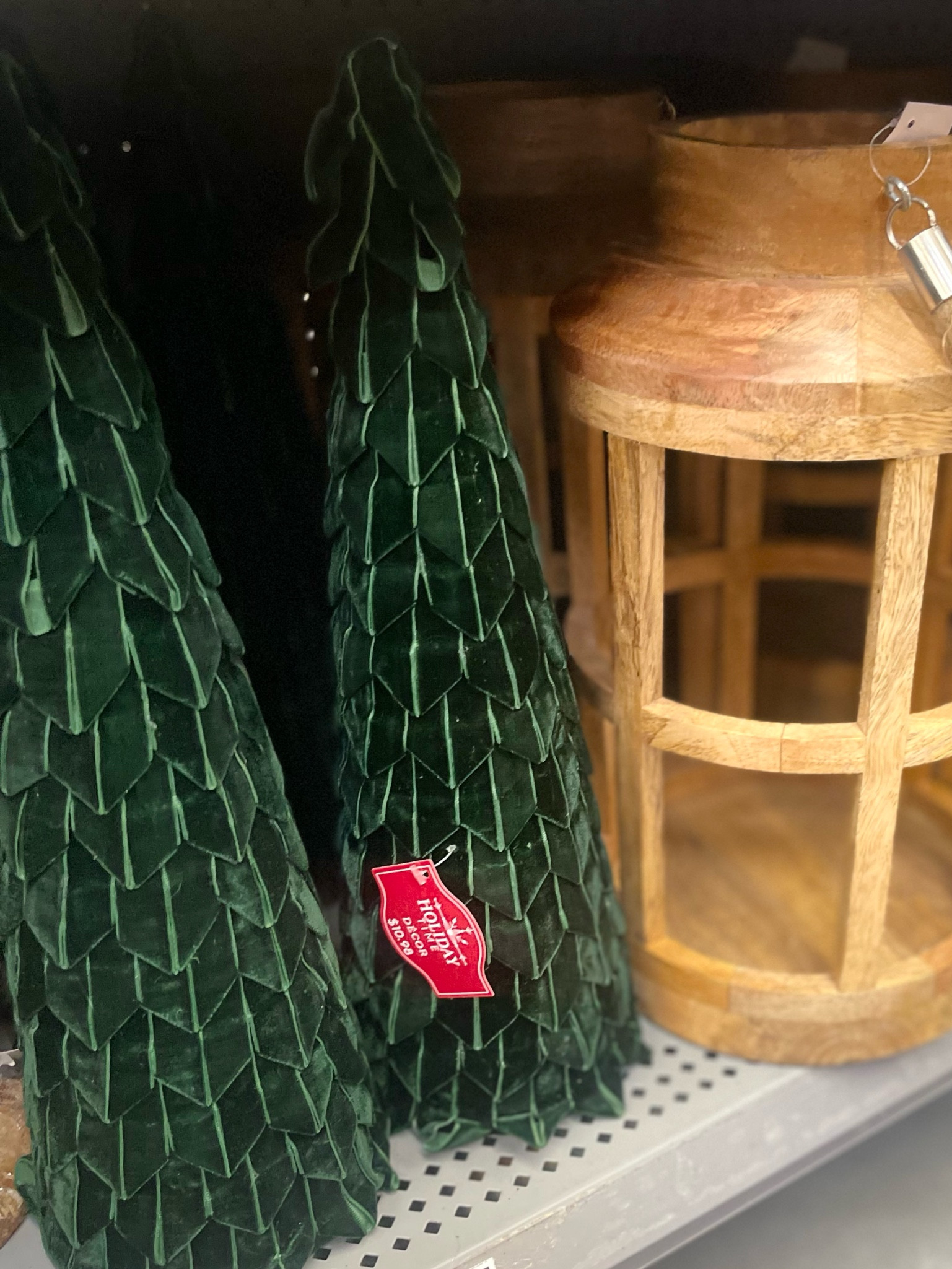  Holiday Decor I spotted at Walmart! 



#LTKHoliday #LTKSeasonal