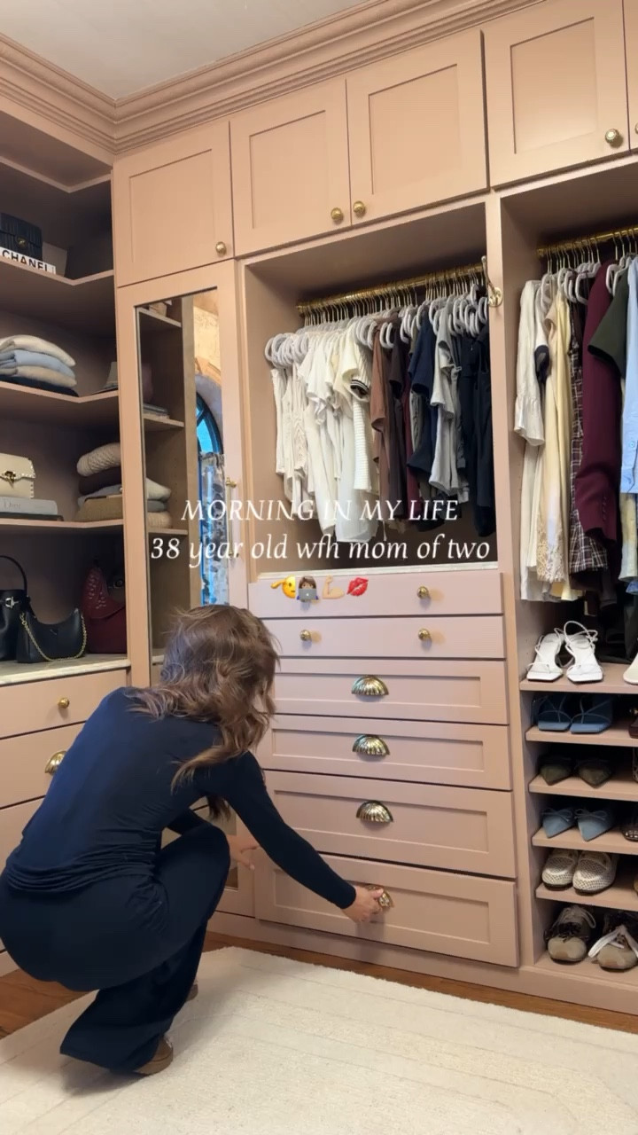 SPEND THE MORNING WITH ME✨
code: ALOPROFILE for Tarte



#LTKvlog #LTKmomlife #LTKdayinmylife