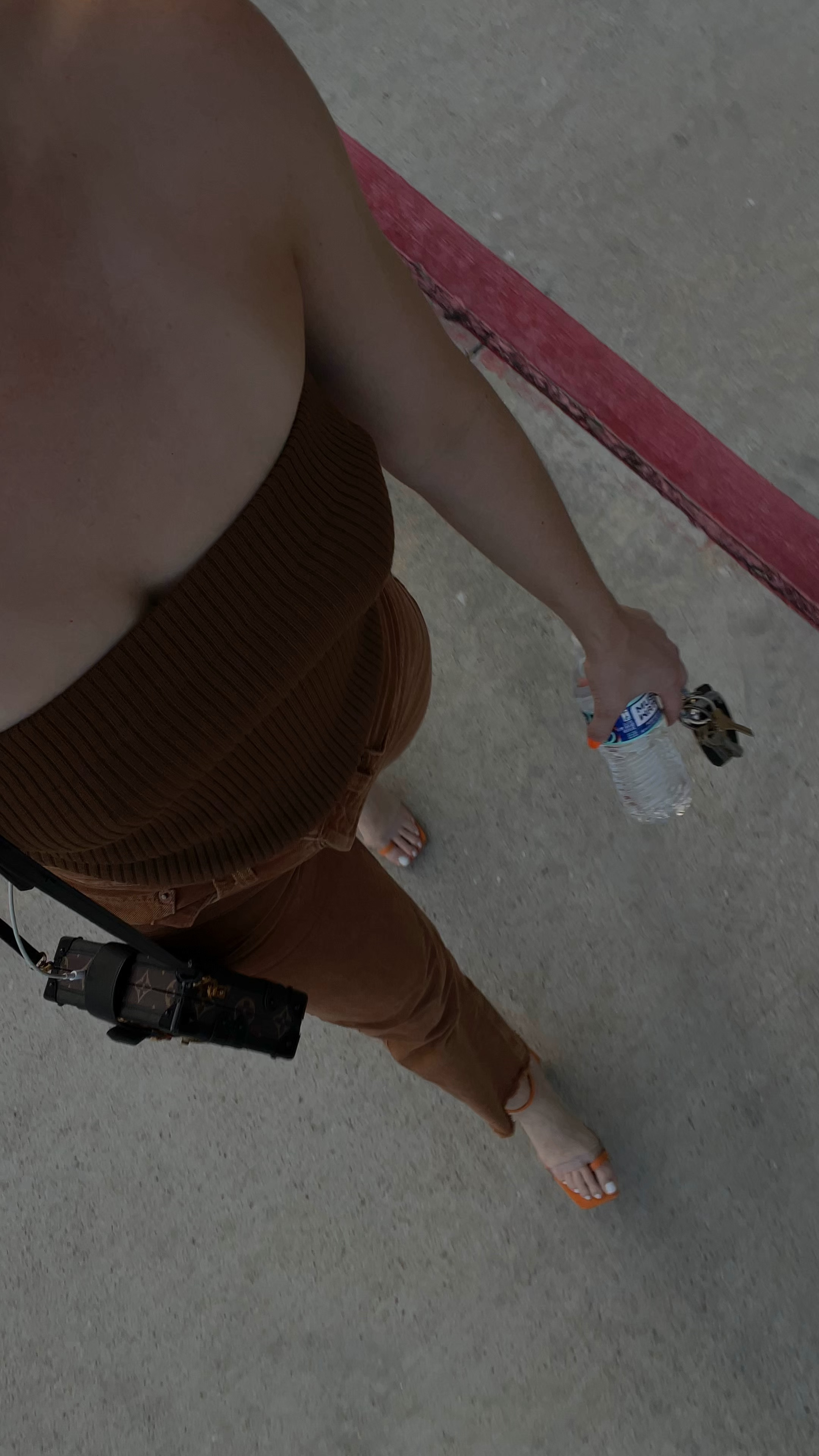 Top: medium 
True to size. 