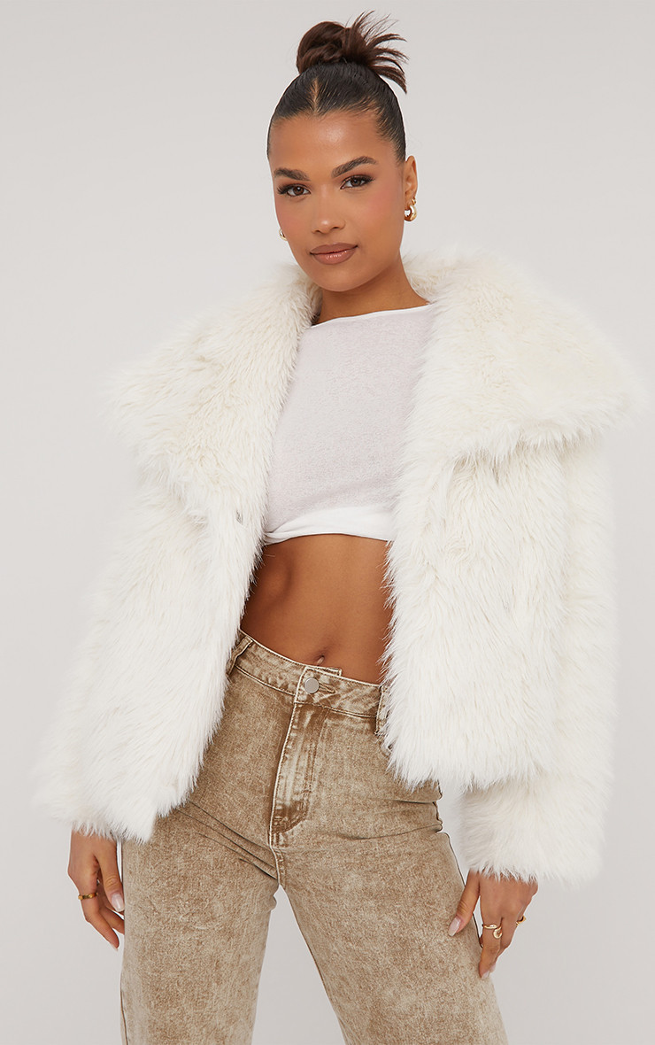 Oversized Collar Detail Cropped Jacket In Ivory Faux Fur | EGO (UK)