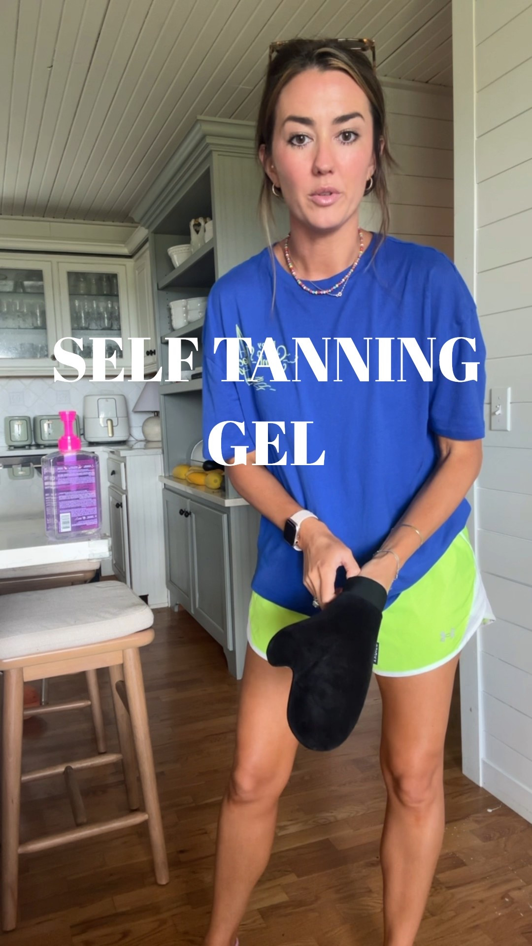 Self tanning gel that goes on so fast and easy! Self tanning products, summer skin 