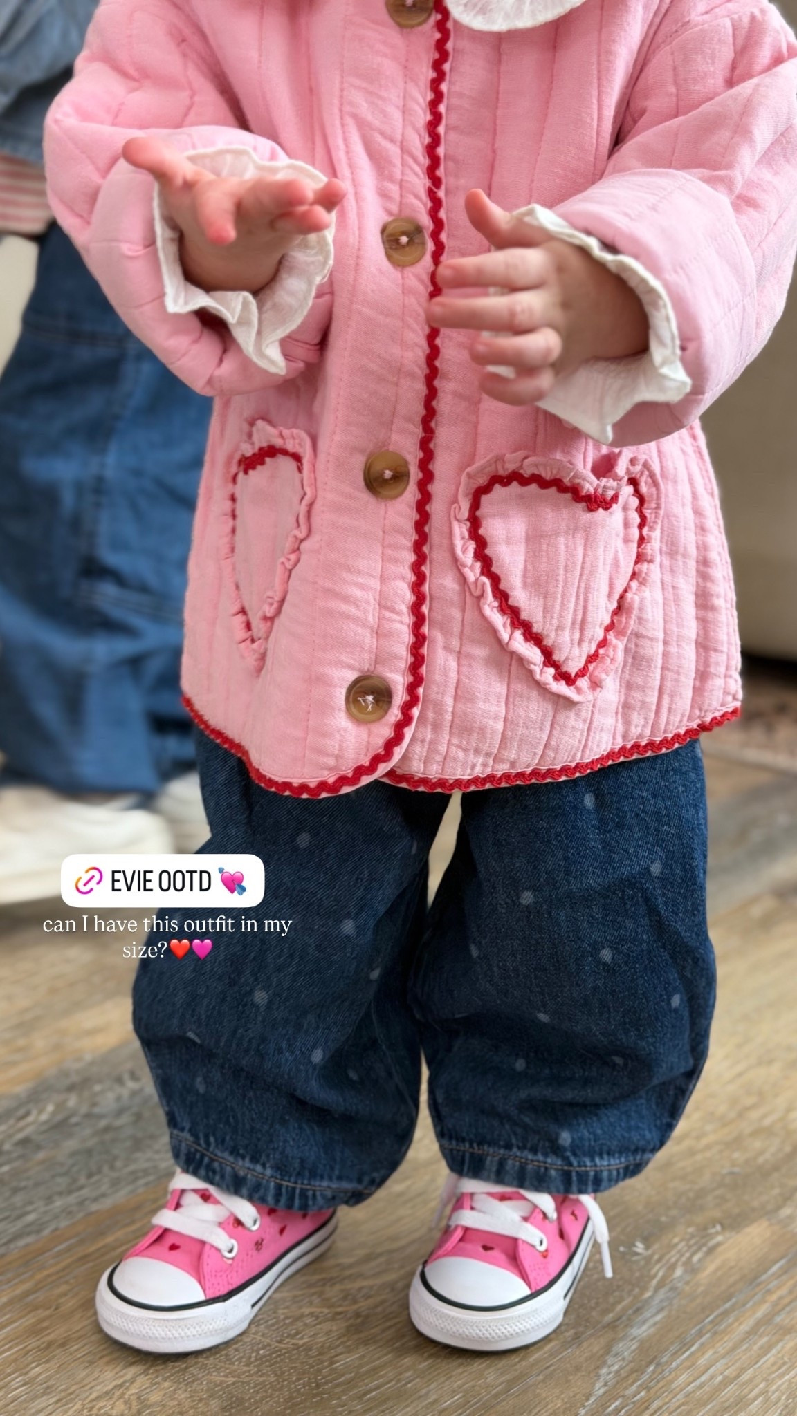 can I have this outfit in my size?❤️🩷 @zarakids @nextofficial @converse