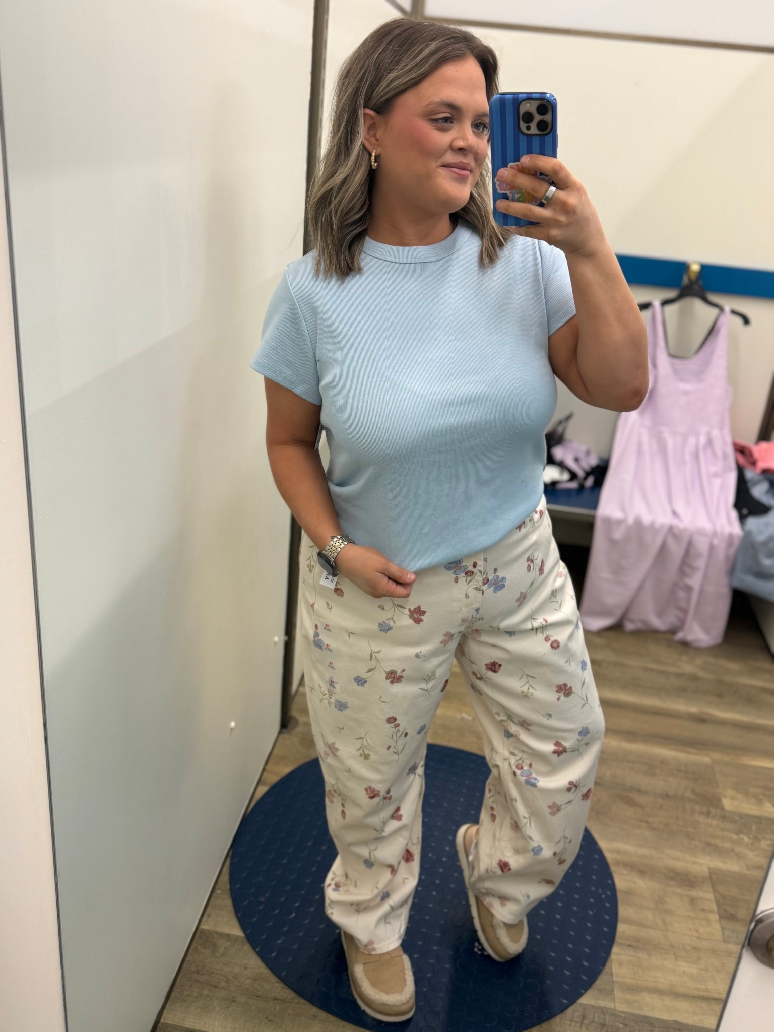 Another Old Navy everyday win 💙 This ribbed baby blue tee paired with these floral wide-leg pants is the cutest comfy spring combo. Easy, flattering, and perfect for errands or school pickup. #LTKStyle #LTKFinds #OldNavyStyle #OldNavyFinds #WideLegPants #FloralPants #SpringOutfit #MomStyle #EverydayOutfit #AffordableFashion

#LTKU #LTKootd #LTKMidsize