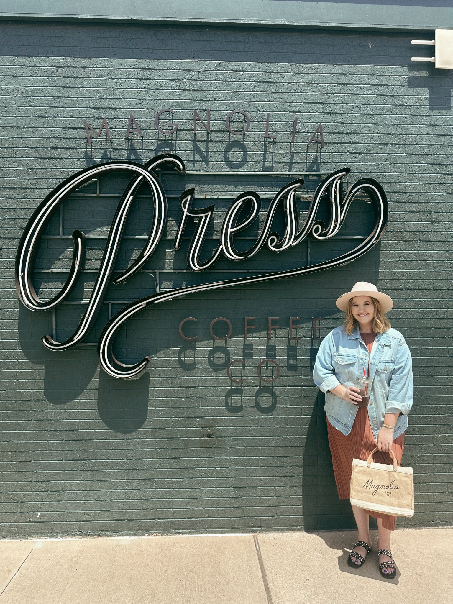 Only way you can get me back to Texas is with some Magnolia goods 🤍

#LTKStyleTip #LTKTravel #LTKSeasonal