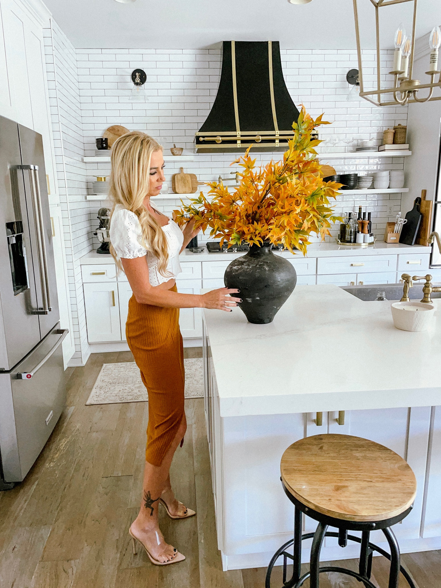 Fall maple leaf arrangement 

Fall home decor
Fall kitchen
Maple leaf arrangement 
Kitchen decor
Home decor
Thanksgiving decor



#LTKSeasonal #LTKHoliday #LTKhome