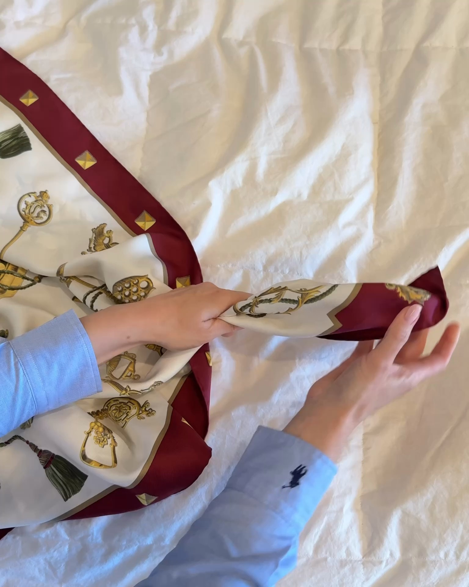 How to style a scarf as a bag!

#LTKootd #LTKgrwm #LTKdayinmylife