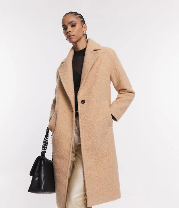 Casaco Alongado em Boucle com Fechamento em Botão Único Bege | Renner (BR)