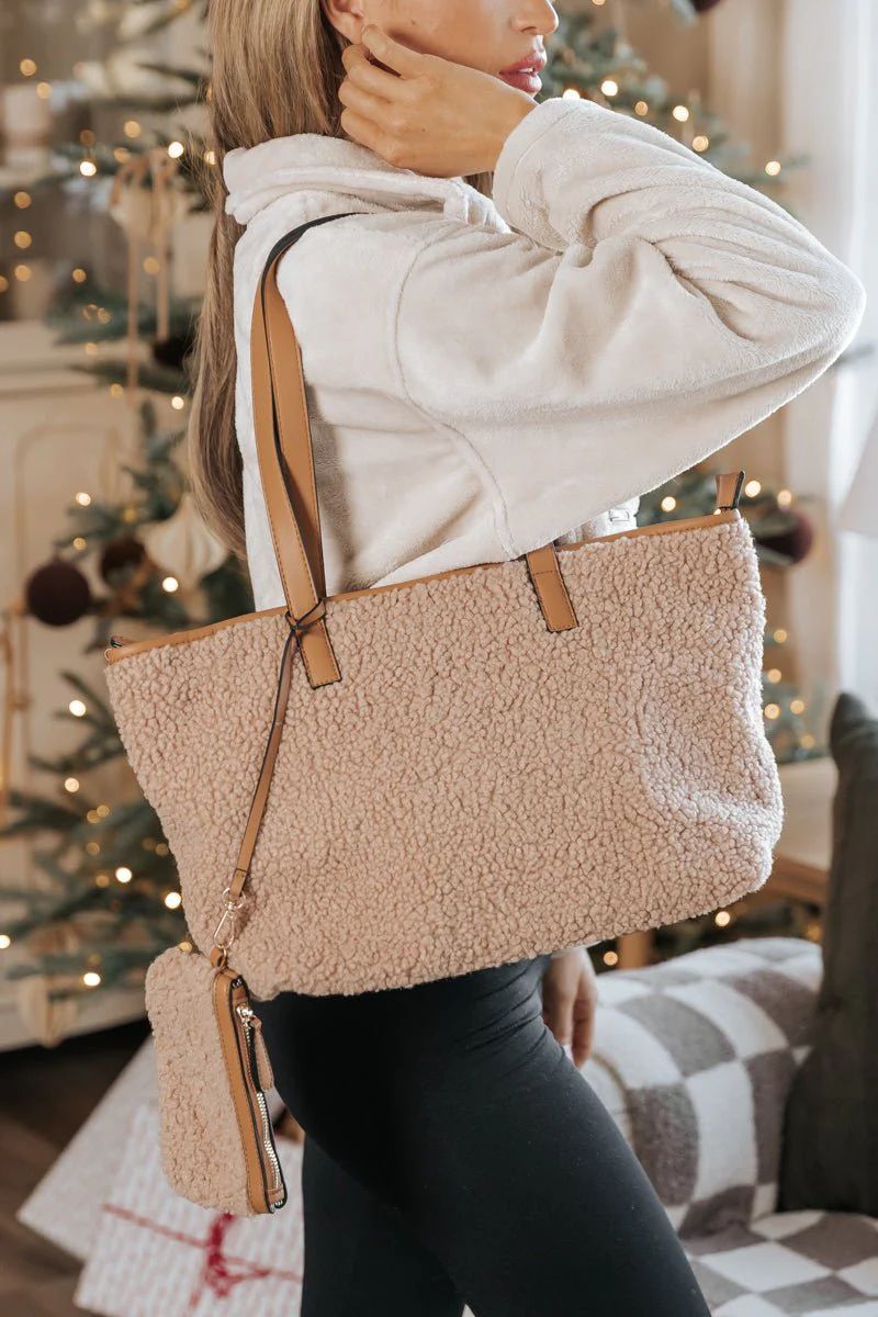 Oatmeal Sherpa Tote Bag & Wallet Set | Magnolia Boutique | Magnolia Boutique