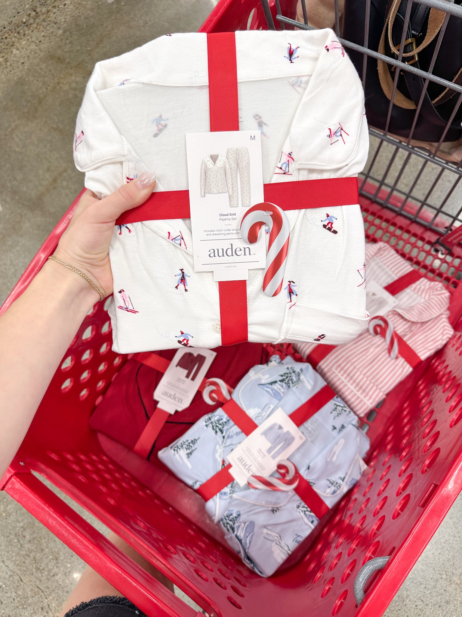 30% off women’s pajamas at Target! These are some of my favorites the material is 10/10 and they have the cutest Christmas prints!🎁

#LTKHoliday #LTKSeasonal #LTKGiftGuide