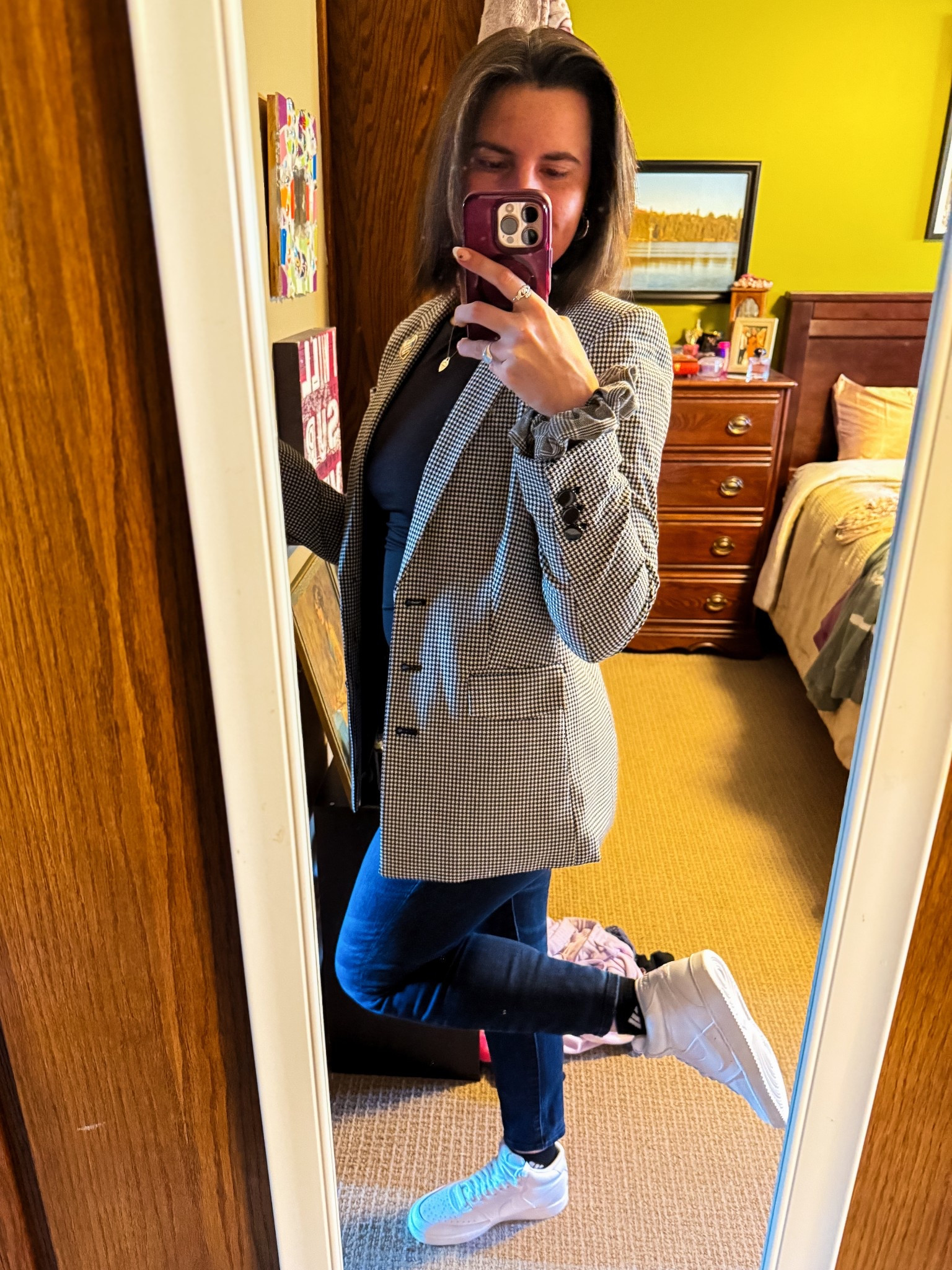 Houndstooth blazer moment🖤🩶

#LTKWorkwear #LTKShoeCrush