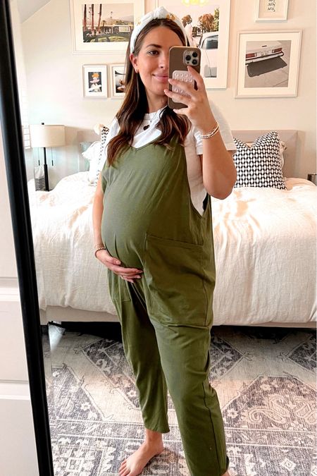 I feel like I slept on this hotshot onesie dupe for way too long in my pregnancy! I wish I had it sooner! 
It’s sooo comfortable and I got so many compliments!
Wearing a M

Free people dupe, free people inspired, hot shot onesie dupe, maternity style, maternity outfit

#LTKFind #LTKbump #LTKunder50