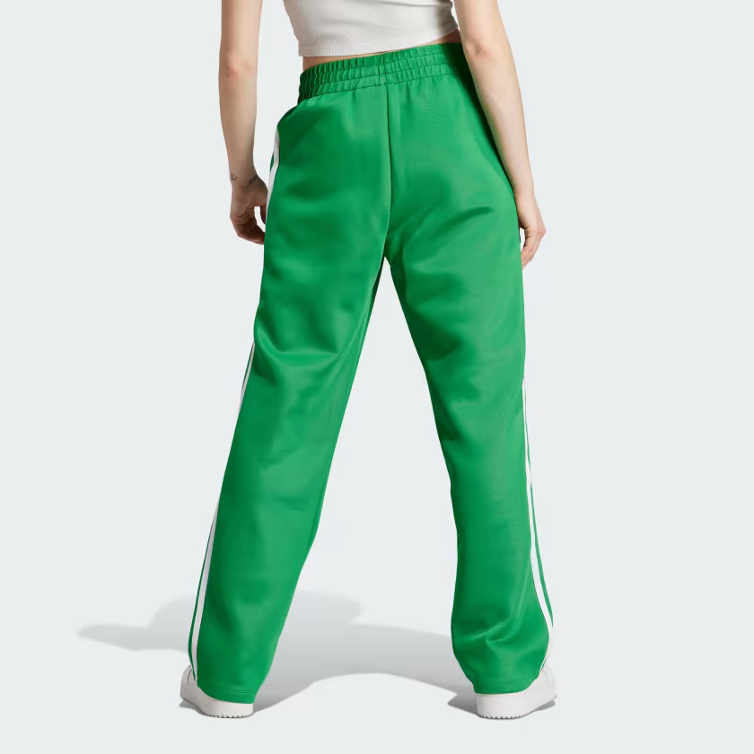 Adicolor Classics Oversized SST Tracksuit Bottoms | adidas (UK)