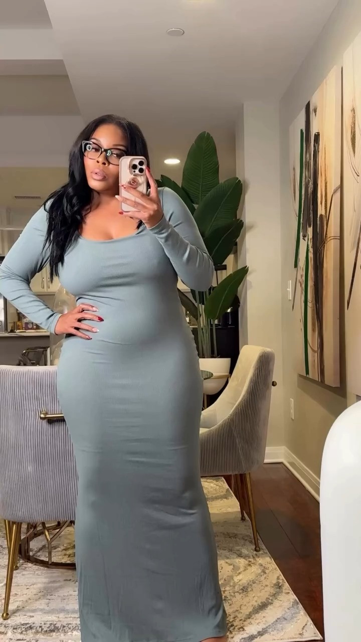 "Black or grey? This square-neck long-sleeve maxi is serving body & elegance either way 🔥 Shop both colors now! #MaxiDress #CurvyFashion #LTK" 

 #LTKSeasonal #LTKPlusSize #LTKBeauty