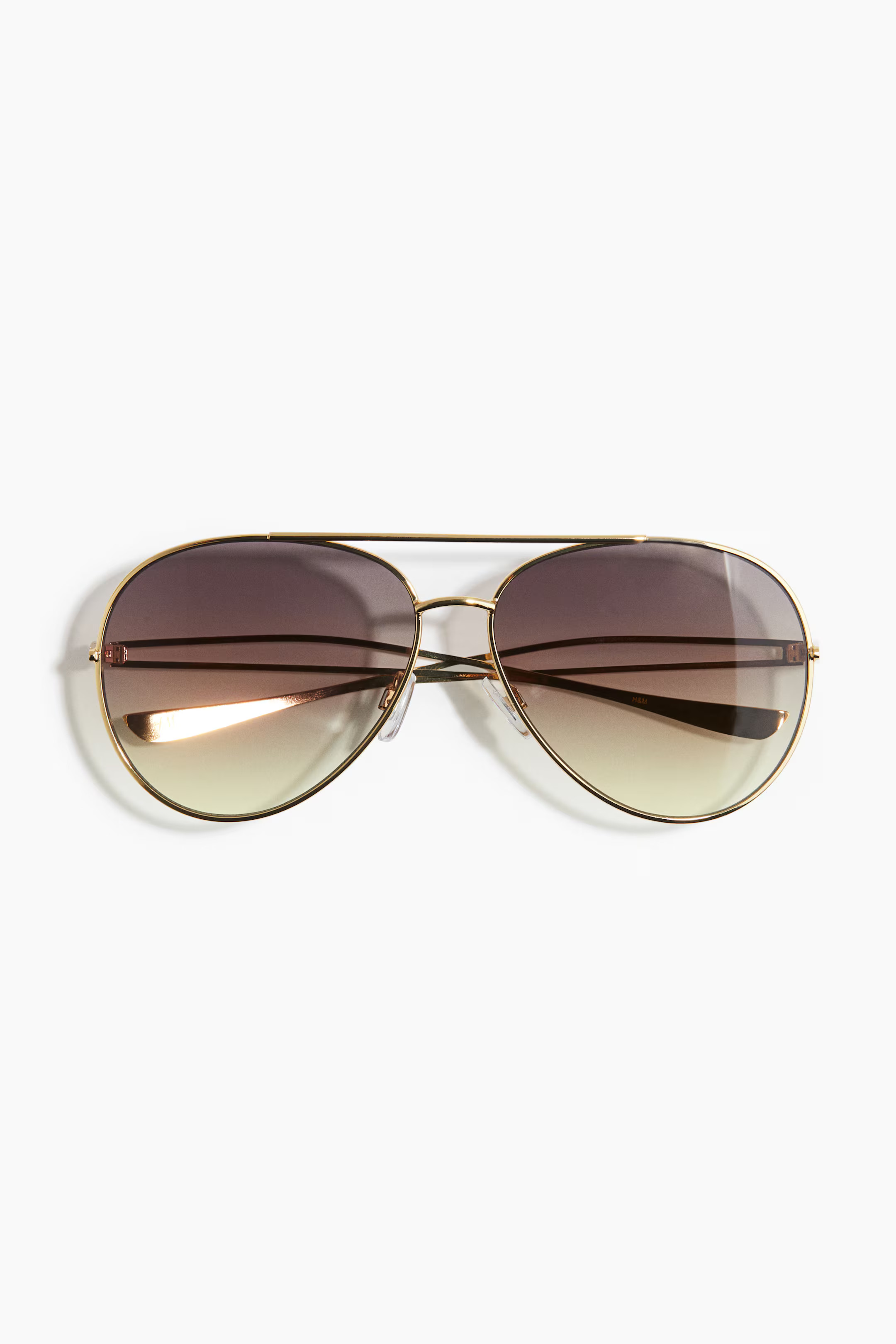 Aviator-style sunglasses | H&M (UK, MY, IN, SG, PH, TW, HK)