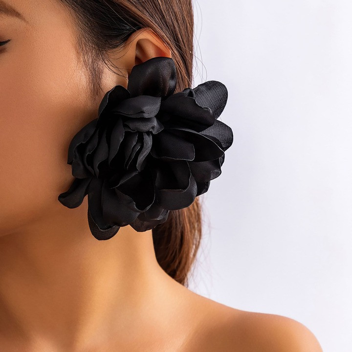 Exaggerated fabric design sense, big flower earrings, seaside holiday style | SHEIN