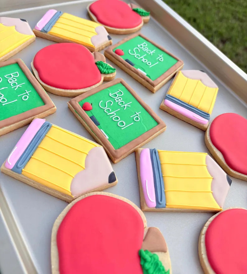 FREE SHIPPING/ Back to school cookies \u2022 Teacher cookies \u2022 Teacher gift \u2022 teacher a... | Etsy (Global)