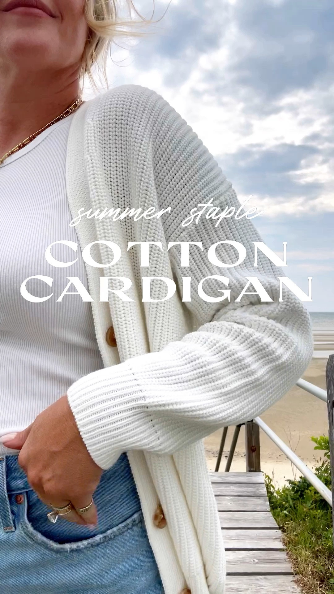 The absolute best 100% organic cotton cardigan. You need this in your wardrobe for summer! Comes in four colors and the fit is true to size. I’m wearing the small.