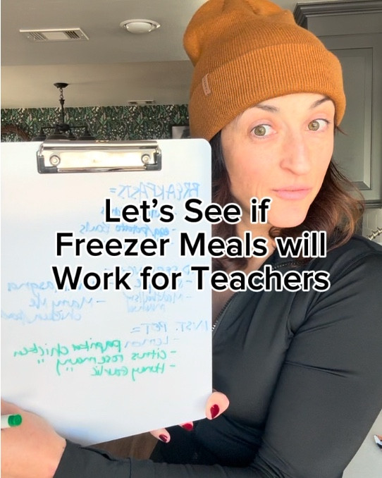 The beginning of my freezer meal prep journey…

The aluminum little containers are great so far - the small ones here will be better for desserts, and the bigger ones will be good for this dinner & lunch prep 😬

Obviously, outfit details also below 🫣