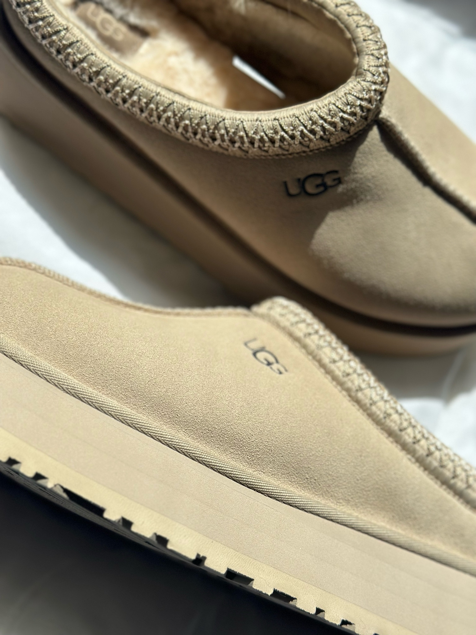 Ugg Tazz platform slippers

#LTKstyletip #LTKshoecrush #LTKFind