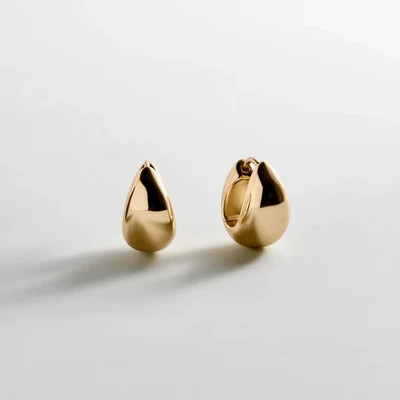 Greer 14K Gold Huggie Earrings - Gold | BaubleBar