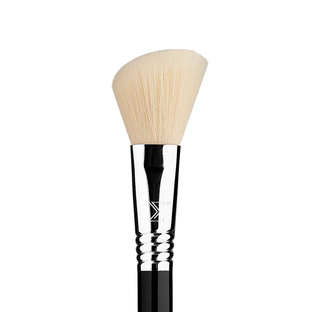 F40 LARGE ANGLED CONTOUR BRUSH | Sigma Beauty