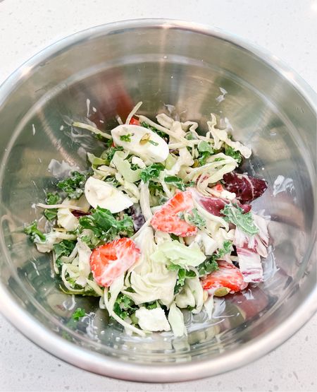 Guys! Check out this quick and easy go-to lunch salad 🥗👉🏻 Cowboy Kale Salad 🤠 

✨ save + try ✨

Ingredients:
•Josie’s Sweet Kale Lettuce
•Hard Boiled Eggs
•Strawberries 
•Feta
•Pumpkin Seeds
•Ranch Dressing
•Avocado



#healthyrecipe #fallsalad #salads #healthyliving 

#LTKhome #LTKunder100 #LTKSeasonal