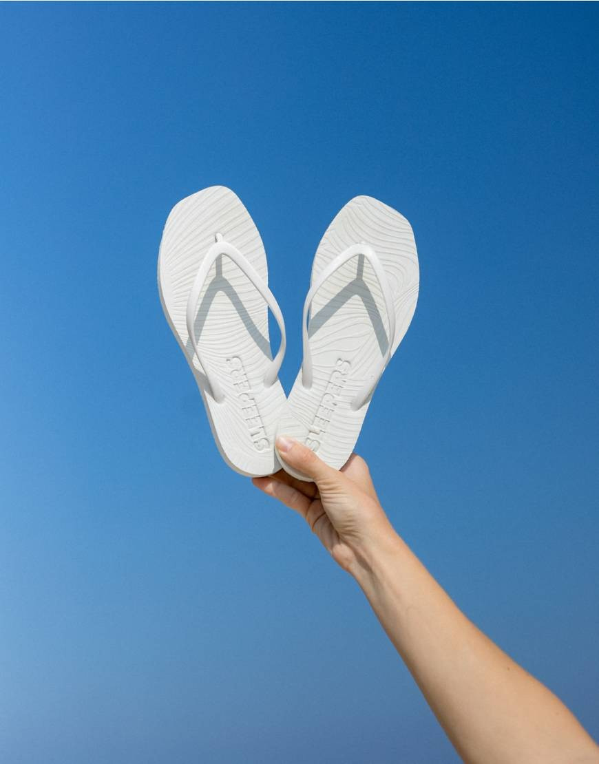 SLEEPERS tapered flip flops in white | ASOS (Global)