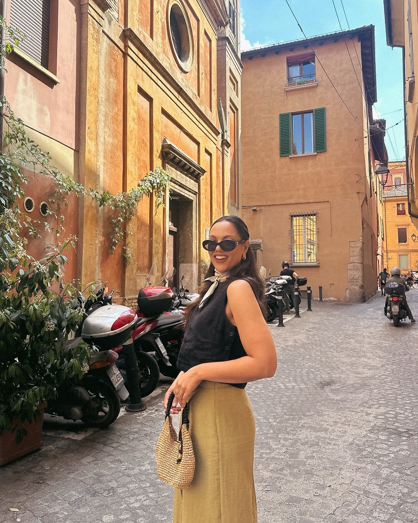 Bologna, Italy outfit!

-Mango linen top, I have a medium. 
-Zara green pants, I have a medium. 
-Mango polka dot scarf. 
-Celine Triomphe sunglasses. 
-Zara black flip flops. 


#LTKstyletip #LTKsummer #LTKtravel