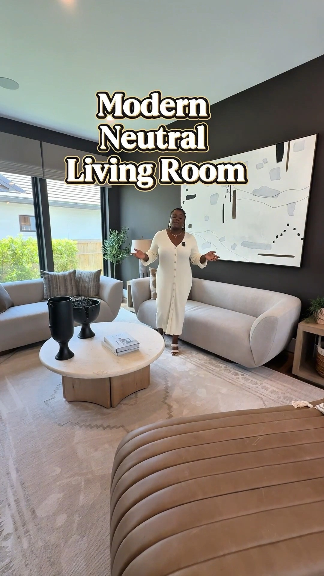 Modern living room with neutral colors
#livingroom #moderndesign #neurallivingroom 

#LTKHome