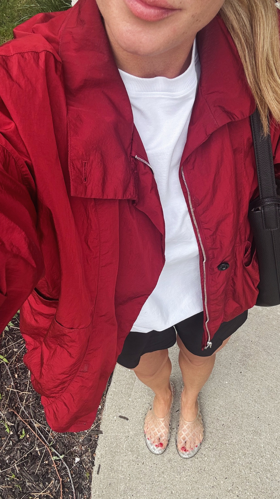 Love this comfy and sporty spring summer outfit for drop offs, errands, and all the things. These Lululemon court shorts and long sleeve tee are new faves! Will be regularly on rotation! Also glad to be pulling out the jelly shoes again this year!