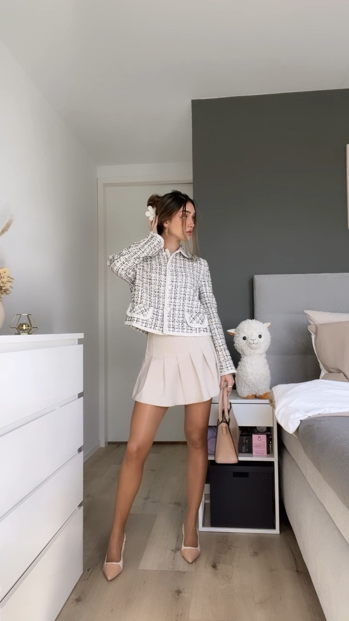 Preppy Spring Outfit 🌸

Beige SHEIN Qutie Apricot Color College Style Pleated Skirt, Perfect For Back To School, flower claw clip hairstyle, classy outfit , MOTF PREMIUM POINTED TOE STILETTO COLOR-BLOCK WOMEN'S HIGH HEELS VACATION SHOES SUMMER, MOTF PREMIUM TWEED BOXY TIE OVERCOAT