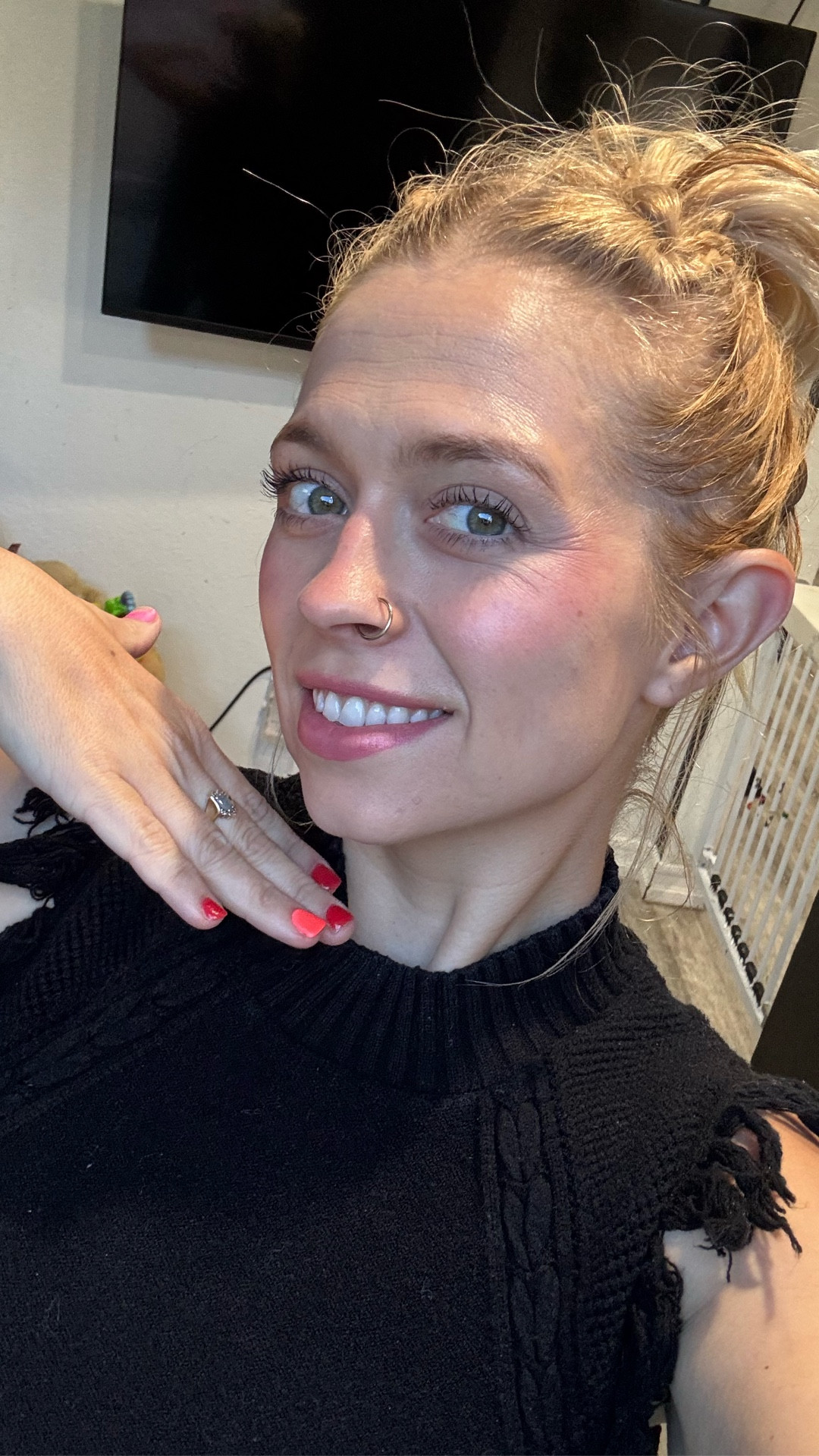 HIGHLY RECOMMEND!! This was way too fun. Just actually aim where you want to spray cause I didn’t do that 🤣

#LTKgrwm #LTKHoliday #LTKvlog