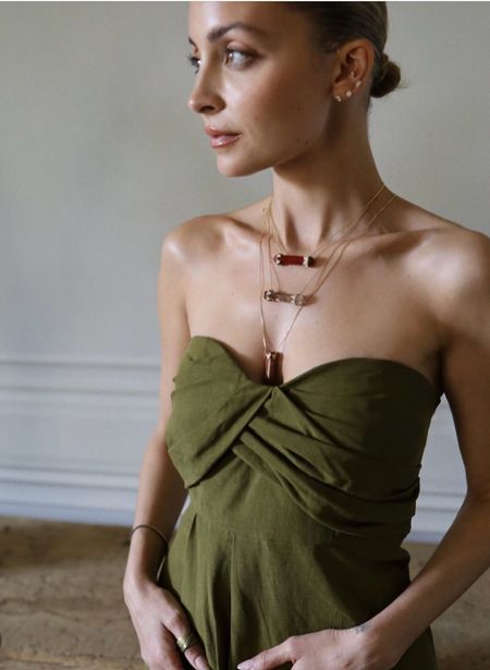 Shop Nicole Richie's olive green Strapless Midi-Dress #NicoleRitchie #CelebrityStyle￼

#LTKSaleAlert #LTKStyleTip